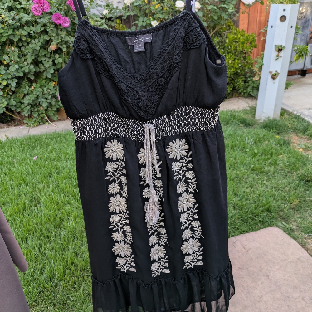 Elegant Black and Cream Floral Dress